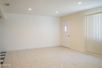 3063 Randolph St in Huntington Park, CA - Building Photo - Building Photo