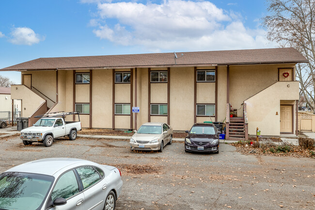 1810 W 21st Ave in Kennewick, WA - Building Photo - Building Photo