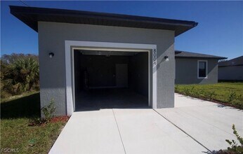 8004 Spice Ct in La Belle, FL - Building Photo - Building Photo