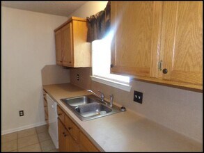 109 Timberlake Dr in Benton, AR - Foto de edificio - Building Photo