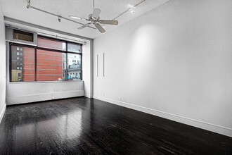 372 5th Ave-Unit -8K in New York, NY - Building Photo - Building Photo