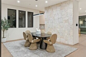 14738 Otsego St in Los Angeles, CA - Building Photo - Building Photo