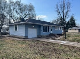 120 Alberto Ln in Florissant, MO - Building Photo