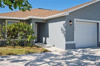 3520-3524 SW 17th Ave in Cape Coral, FL - Building Photo - Building Photo