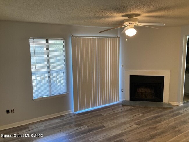 property at 3585 Sable Palm Ln