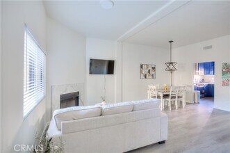 523 N Alhambra Ave-Unit -D in Monterey Park, CA - Building Photo - Building Photo