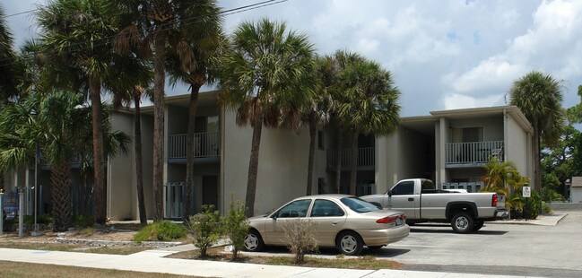 Residences at Maravilla in Ft. Myers, FL - Building Photo - Building Photo