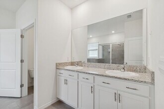 7139 Steer Blade Dr in Zephyrhills, FL - Building Photo - Building Photo