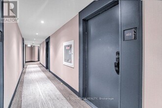 395 Dundas St W in Oakville, ON - Building Photo - Building Photo