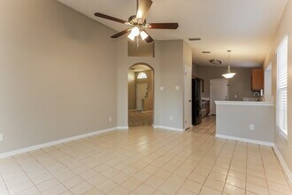 1621 Coppersmith Ct in Lutz, FL - Building Photo - Building Photo