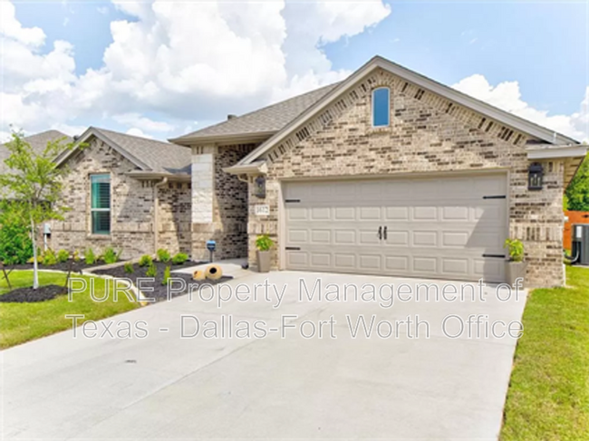 property at 1612 Town Creek Cir