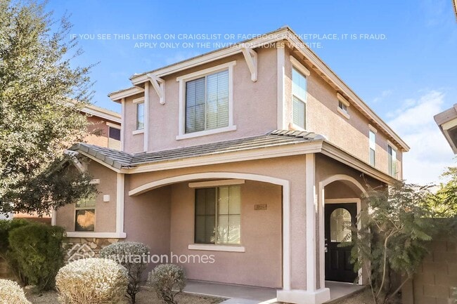 property at 3725 E Kerry Ln