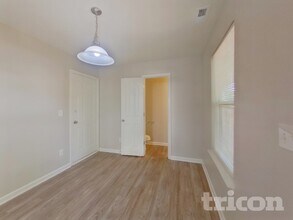 345 Hunslet Cir in Charlotte, NC - Building Photo - Building Photo