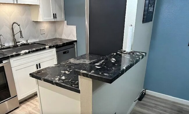 4410 N Longview Ave, Unit 108 in Phoenix, AZ - Building Photo - Building Photo