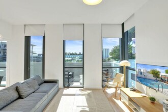 1220 17th St in Miami Beach, FL - Building Photo - Building Photo