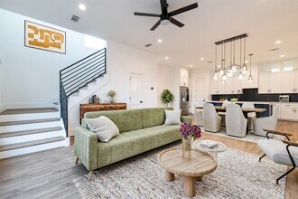 1206 Hamblen St in Houston, TX - Building Photo - Building Photo