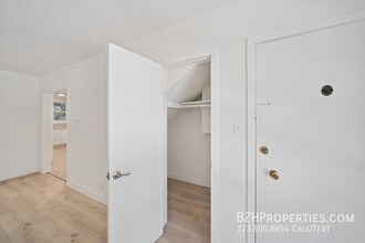 1136 S Sherbourne Dr in Los Angeles, CA - Building Photo - Building Photo