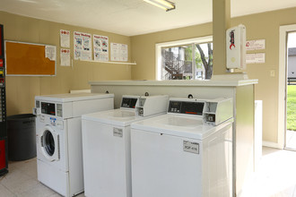 Borders Apartment Homes in Brownsville, TX - Foto de edificio - Interior Photo