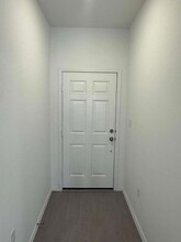 205 Herald Dr in Hutto, TX - Foto de edificio - Building Photo