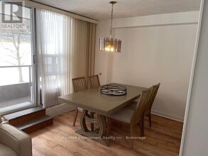 1964 Main St W in Hamilton, ON - Building Photo - Building Photo