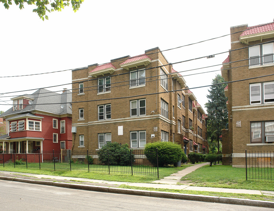 230-234 S Marshall St in Hartford, CT - Building Photo