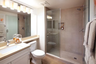 Turtle Ridge Apartment Homes in Irvine, CA - Foto de edificio - Building Photo