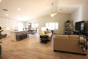 34018 N Pate Pl in Cave Creek, AZ - Building Photo