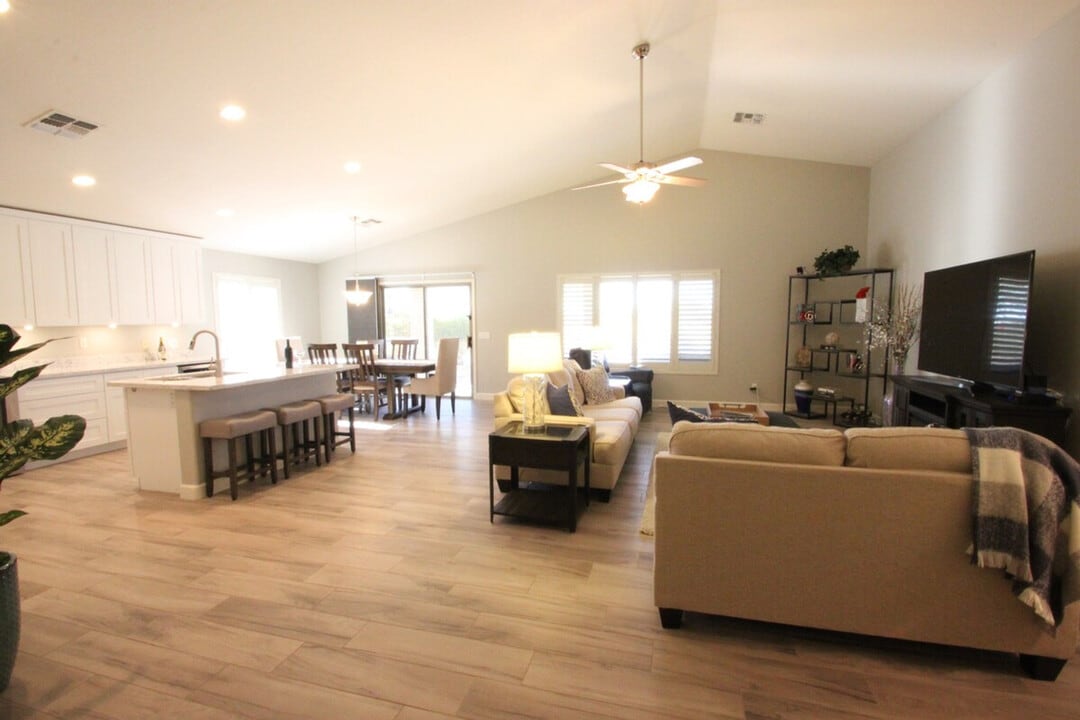 34018 N Pate Pl in Cave Creek, AZ - Building Photo