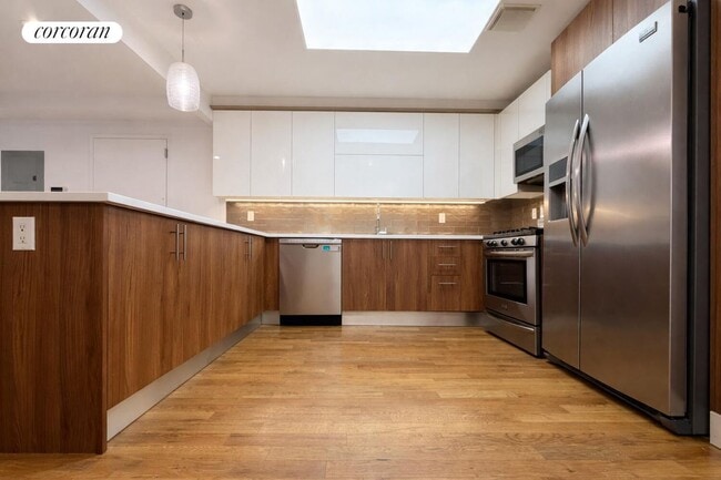 1288 E 19th St in Brooklyn, NY - Building Photo - Building Photo