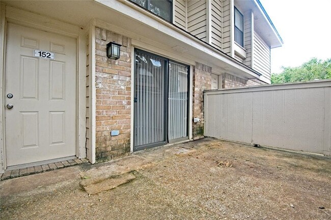 2711 Grants Lake Blvd in Sugar Land, TX - Building Photo - Building Photo