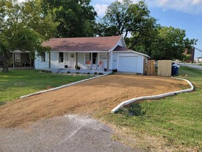 203 W Oak St in Celina, TX - Building Photo - Building Photo