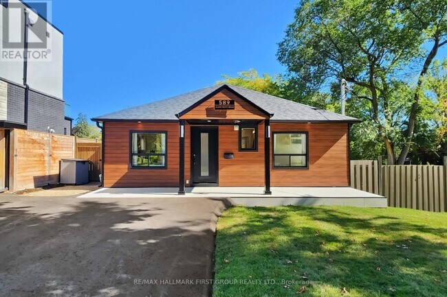 589 Marksbury Rd in Pickering, ON - Building Photo - Building Photo