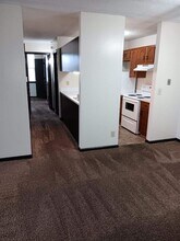 2214 SW 29th Terrace in Topeka, KS - Building Photo - Building Photo