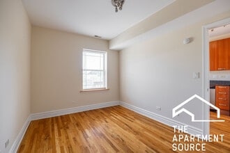 3650 W Berteau Ave, Unit 3 in Chicago, IL - Foto de edificio - Building Photo