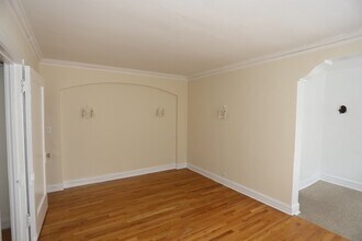 533 W Roscoe St in Chicago, IL - Building Photo - Building Photo