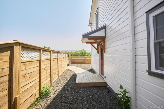 property at 5728-5209 Highway