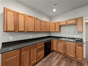 862 Oakwood Ln in Centerton, AR - Building Photo - Building Photo