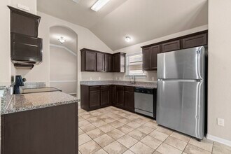 5346 Weeping Bow in Willis, TX - Building Photo - Building Photo