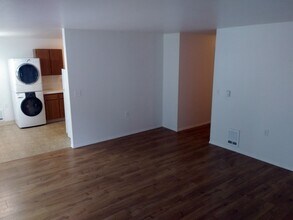 12606 A St S, Unit A1 in Parkland, WA - Building Photo - Building Photo
