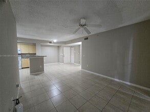 2151 W Preserve Way in Miramar, FL - Building Photo - Building Photo