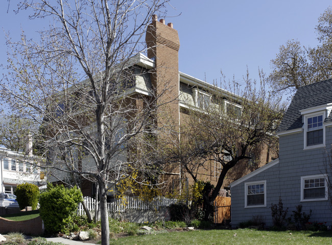 Hill Terrace Apartments in Salt Lake City, UT - Building Photo - Building Photo