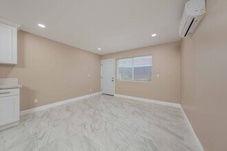 12541 Fletcher Dr in Garden Grove, CA - Building Photo - Building Photo