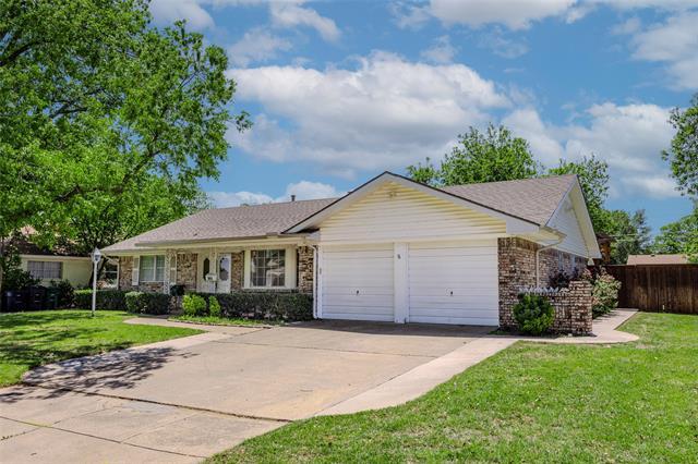 5016 Emerald Lake Dr in Fort Worth, TX - Building Photo - Building Photo