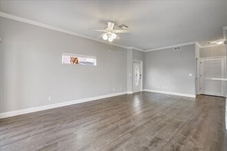 20012 Lake Vista Cir in Lehigh Acres, FL - Building Photo - Building Photo