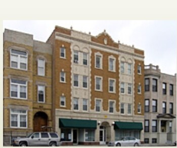 Buena Vista Apartments in Chicago, IL - Building Photo