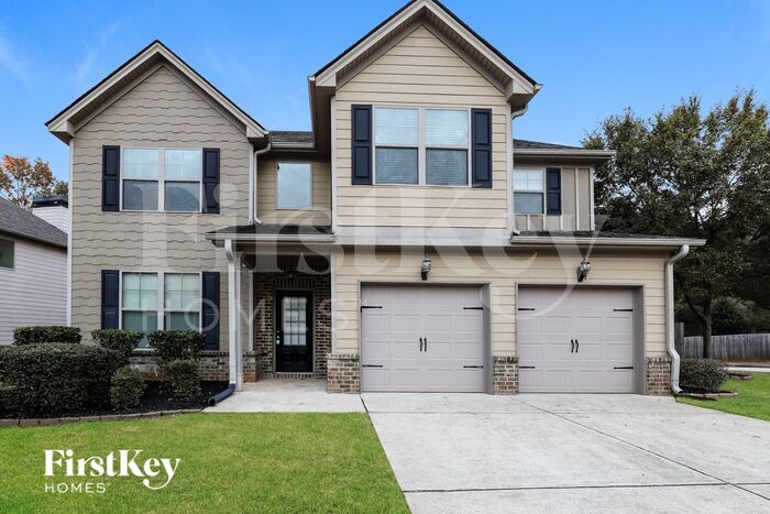 139 Village Park Dr in Newnan, GA - Foto de edificio