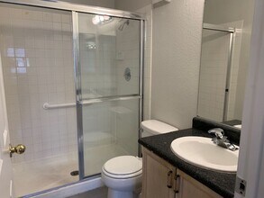 7604 Almeria St in Las Vegas, NV - Building Photo - Building Photo