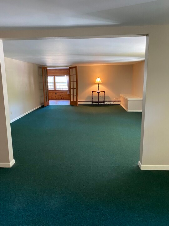 3875 N Buffalo Rd in Orchard Park, NY - Building Photo