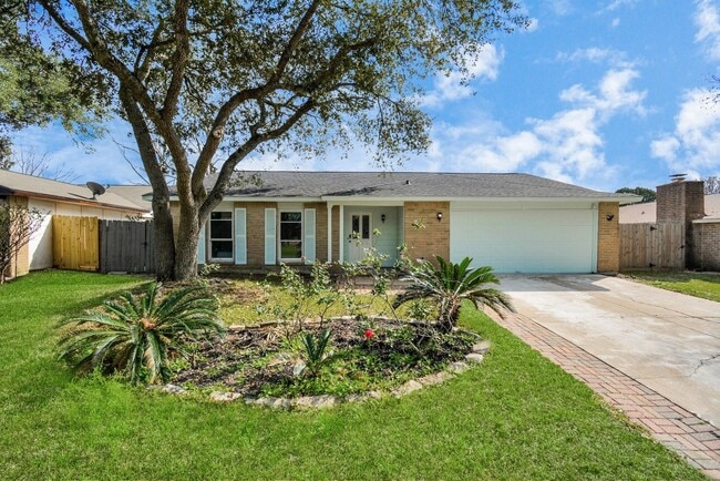 15627 Sierra Valle Dr