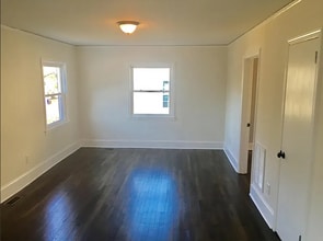 14 Prancer Ave in Greenville, SC - Building Photo - Building Photo